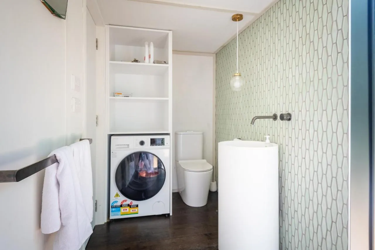 Вилла The Urban Tramping Hut Роторуа